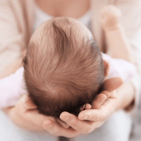 Comment éliminer en douceur les croutes de lait du nourrisson ?