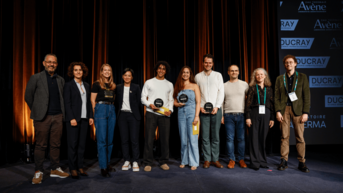 Photo de groupe avec les gagnants GO 2025 